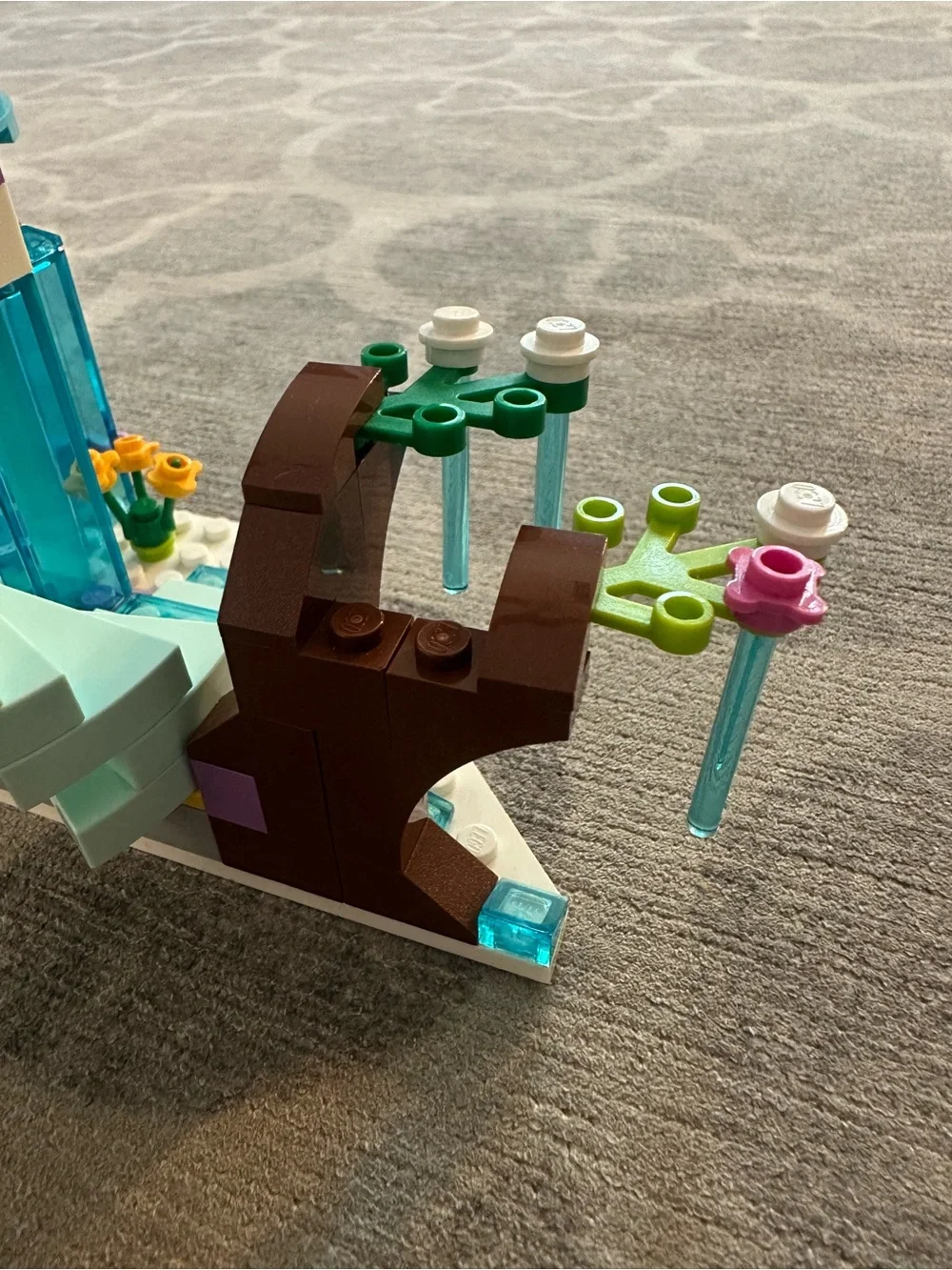 Lego Elsa’s Sparkling Ice Castle Disney princess 41062